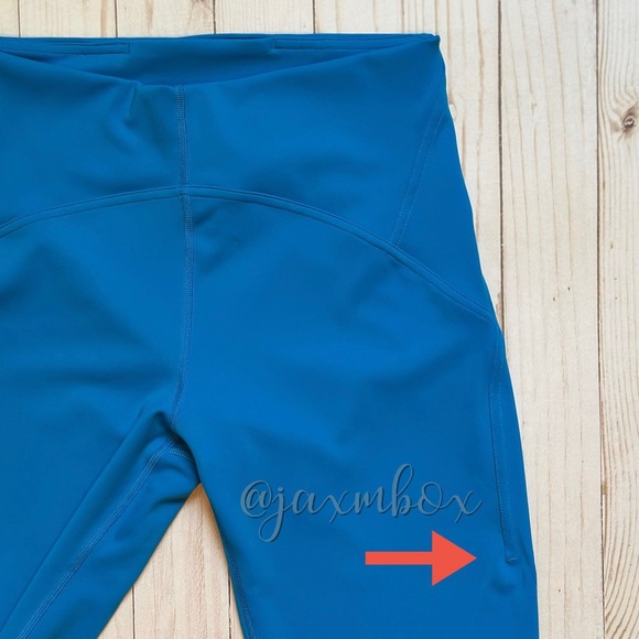 Lululemon InStill High-Rise Tight 25" Poolside Size 8 - Picture 11 of 11